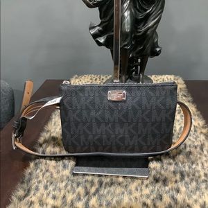 NWT MICHAEL KORS BELTED POUCH
